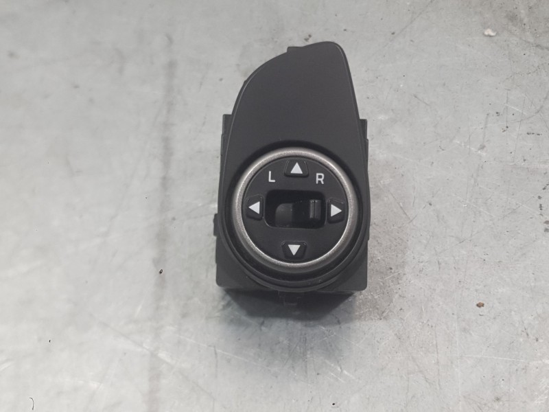 Recambio de mando retrovisor para hyundai i20 ii (gb, ib) 1.0 t-gdi referencia OEM IAM   