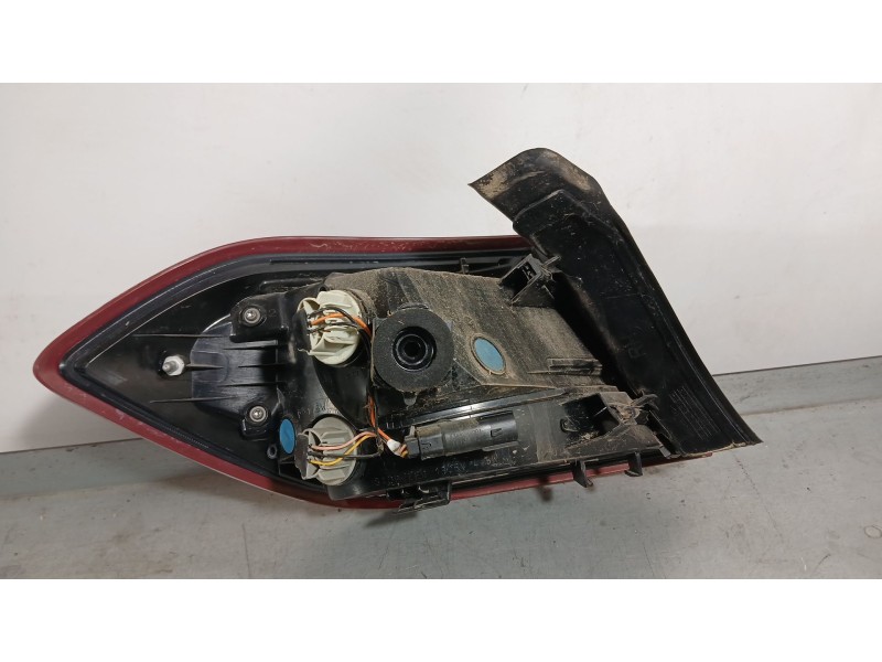 Recambio de piloto trasero derecho exterior para ford fiesta vii (hj, hf) 1.1 ti-vct referencia OEM IAM 2527135  