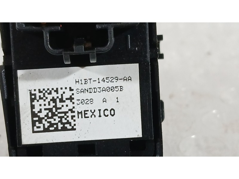 Recambio de mando elevalunas trasero izquierdo para ford fiesta vii (hj, hf) 1.1 ti-vct referencia OEM IAM 2490173  