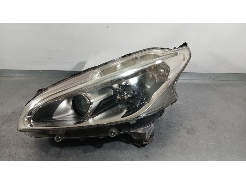 Recambio de faro izquierdo para peugeot 208 i (ca_, cc_) 1.6 bluehdi 100 referencia OEM IAM 1685352680 PULIR 