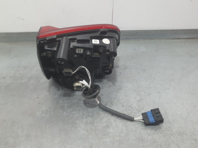 Recambio de piloto trasero derecho interior para citroën c5 aircross (ac_, aj_, ar_, a4_) 1.5 bluehdi 130 (acyhzj, acyhzr) refer