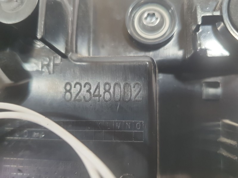 Recambio de piloto trasero derecho interior para citroën c5 aircross (ac_, aj_, ar_, a4_) 1.5 bluehdi 130 (acyhzj, acyhzr) refer