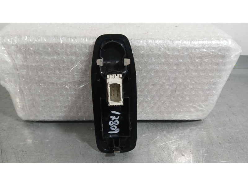 Recambio de mando elevalunas delantero derecho para peugeot 208 i (ca_, cc_) 1.6 bluehdi 100 referencia OEM IAM 96751118ZD  