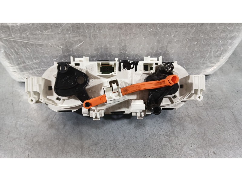 Recambio de mando calefaccion / aire acondicionado para peugeot 208 i (ca_, cc_) 1.6 bluehdi 100 referencia OEM IAM 9819611580  