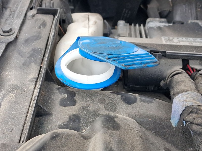 Recambio de deposito limpia para audi a8 d3 (4e2, 4e8) 4.2 tdi quattro referencia OEM IAM 4E0955453J  