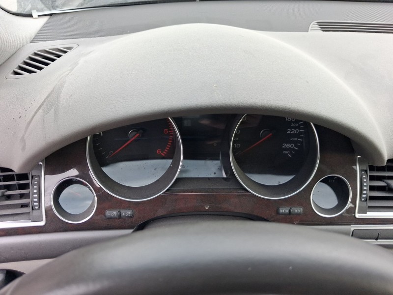 Recambio de cuadro instrumentos para audi a8 d3 (4e2, 4e8) 4.2 tdi quattro referencia OEM IAM 4E0920901  