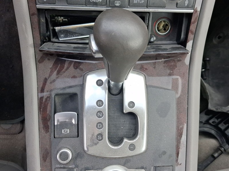 Recambio de palanca cambio para audi a8 d3 (4e2, 4e8) 4.2 tdi quattro referencia OEM IAM 4E1713041BG  