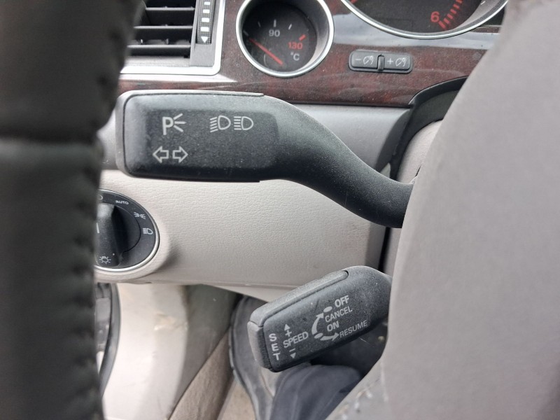 Recambio de mando luces y limpia para audi a8 d3 (4e2, 4e8) 4.2 tdi quattro referencia OEM IAM 4E0953513KFKZ  4E0953503FFKZ