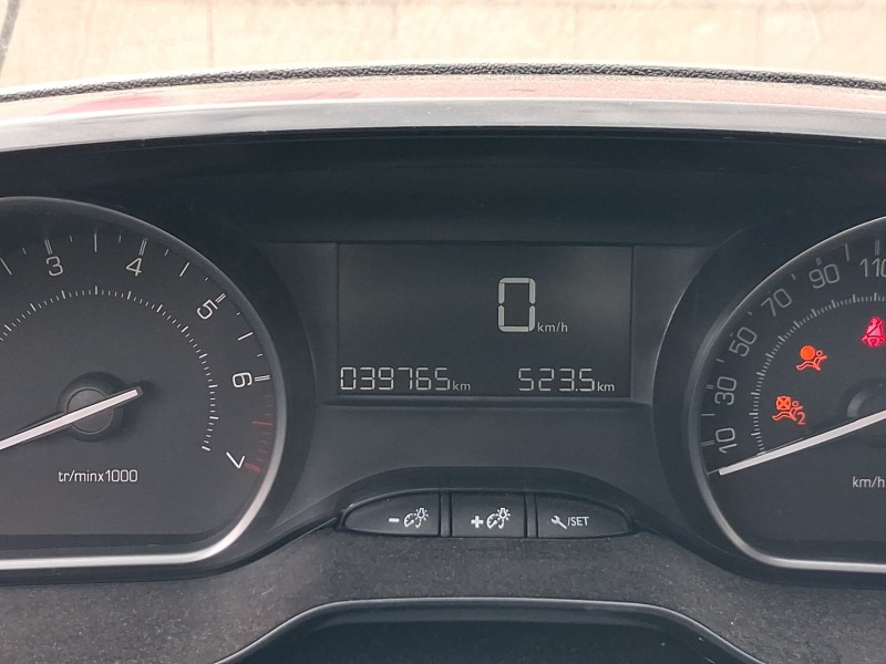 peugeot 208 i (ca_, cc_) del año 2018