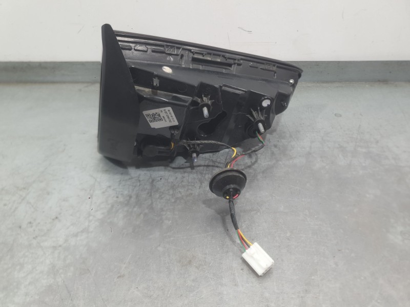 Recambio de piloto trasero derecho interior para mg zs suv (azs1) 1.5 vti referencia OEM IAM 10571684  