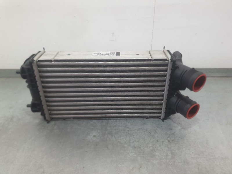 Recambio de intercooler para peugeot 2008 ii (ud_, us_, uy_, uj_, ur_, uc_) 1.2 puretech 130 referencia OEM IAM 9824742280  
