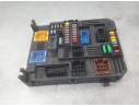 Recambio de caja reles / fusibles para peugeot 2008 ii (ud_, us_, uy_, uj_, ur_, uc_) 1.2 puretech 130 referencia OEM IAM 982451
