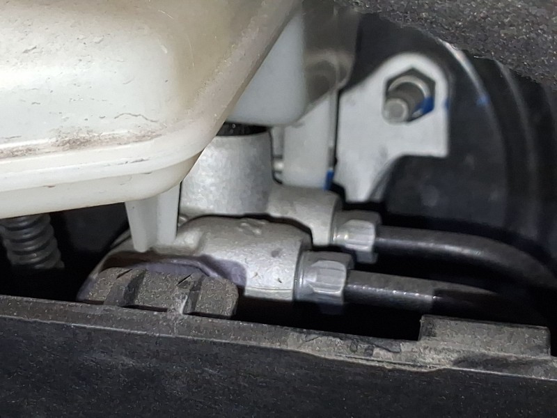 Recambio de bomba freno para peugeot 208 i (ca_, cc_) 1.2 puretech 82 referencia OEM IAM 4601R7  