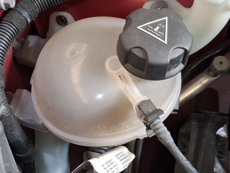 Recambio de deposito expansion para peugeot 208 i (ca_, cc_) 1.2 puretech 82 referencia OEM IAM 9800777280  