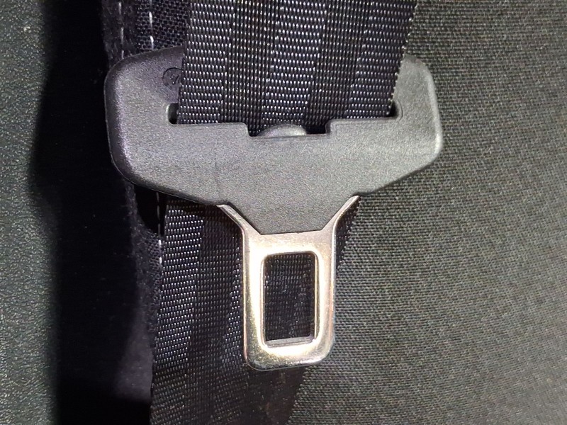 Recambio de cinturon seguridad trasero derecho para peugeot 208 i (ca_, cc_) 1.2 puretech 82 referencia OEM IAM 16101490XY  