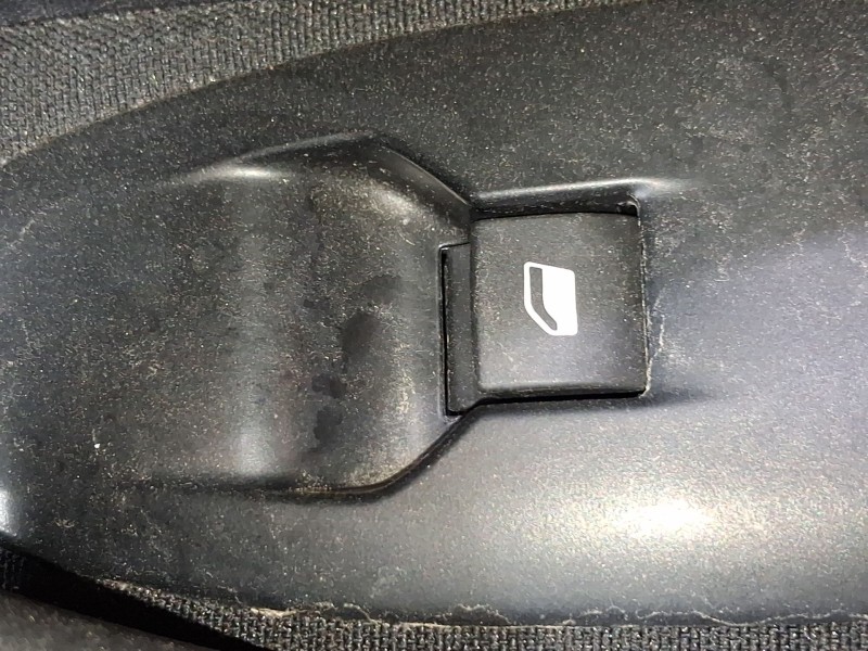 Recambio de mando elevalunas delantero derecho para peugeot 208 i (ca_, cc_) 1.2 puretech 82 referencia OEM IAM 96751118ZD  