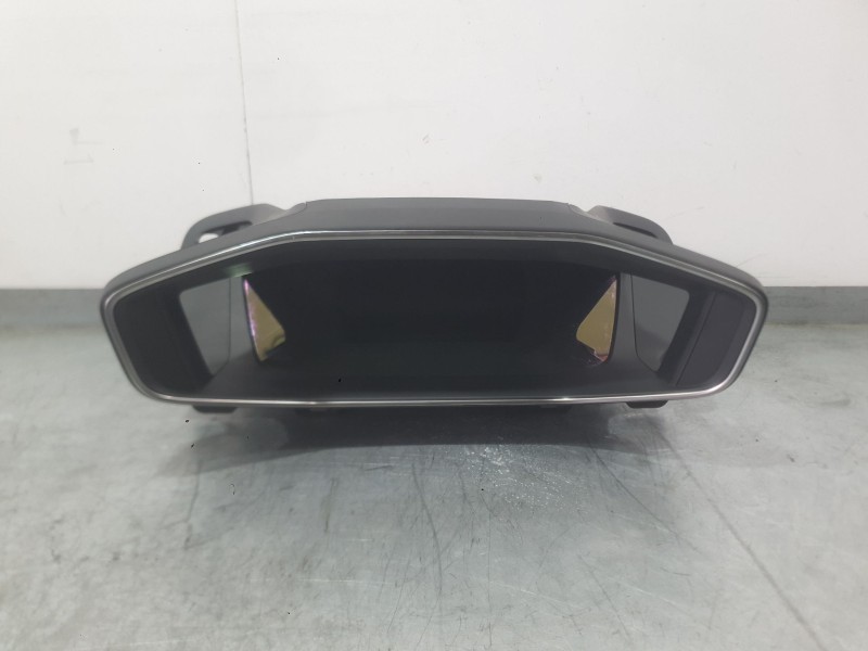Recambio de cuadro instrumentos para peugeot 2008 ii (ud_, us_, uy_, uj_, ur_, uc_) 1.2 puretech 130 referencia OEM IAM 98485804