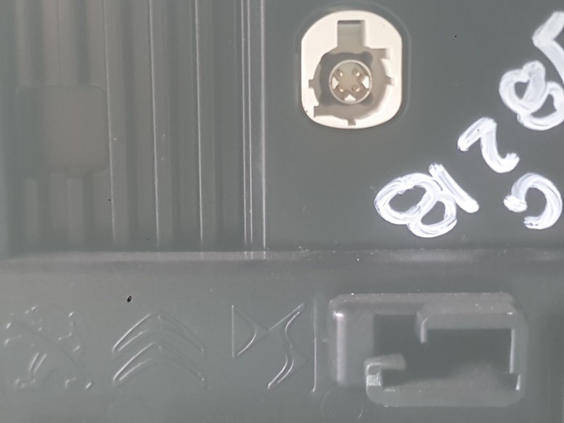 Recambio de sistema navegacion gps para peugeot 2008 ii (ud_, us_, uy_, uj_, ur_, uc_) 1.2 puretech 130 referencia OEM IAM   