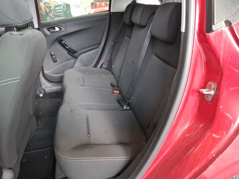 Recambio de asientos traseros para peugeot 208 i (ca_, cc_) 1.2 puretech 82 referencia OEM IAM   