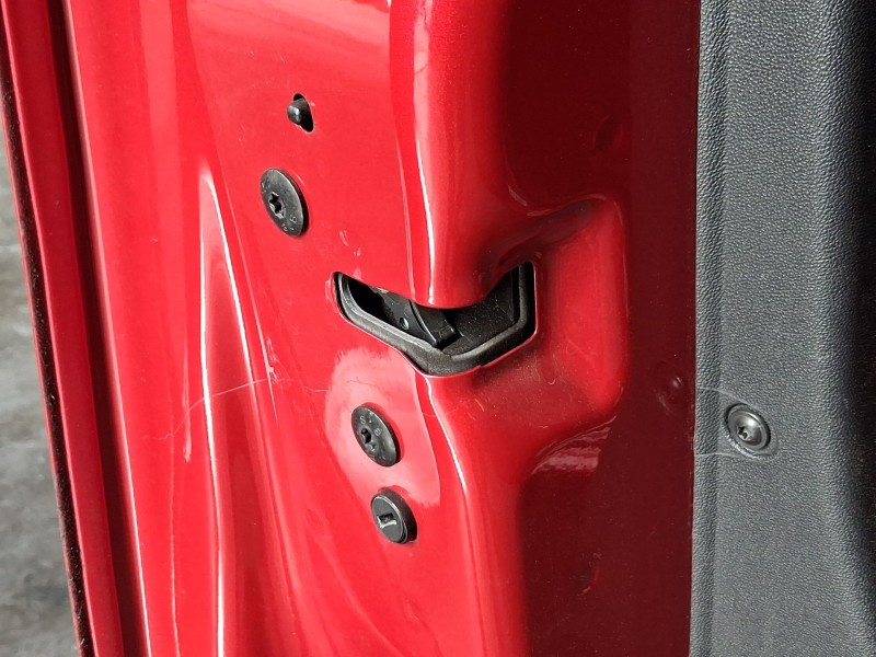 Recambio de cerradura puerta delantera izquierda para peugeot 208 i (ca_, cc_) 1.2 puretech 82 referencia OEM IAM 9812500880  