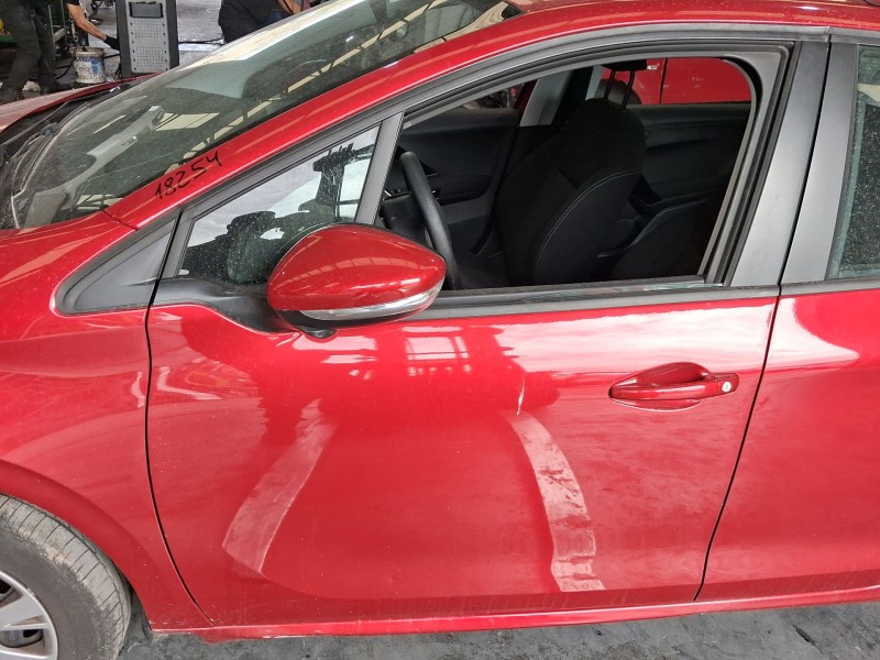 Recambio de puerta delantera izquierda para peugeot 208 i (ca_, cc_) 1.2 puretech 82 referencia OEM IAM 9807820780  