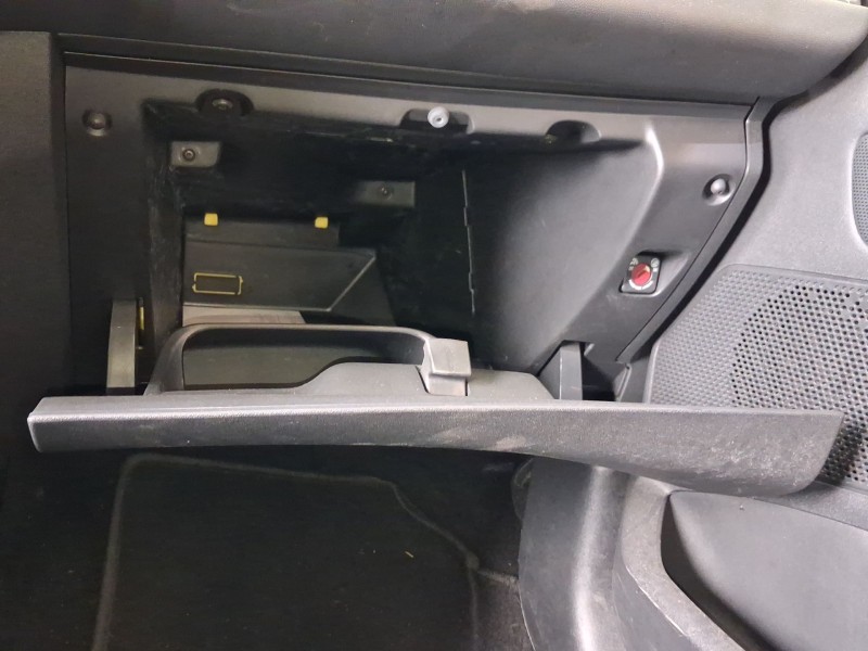 Recambio de guantera para peugeot 208 i (ca_, cc_) 1.2 puretech 82 referencia OEM IAM 96728471ZD  