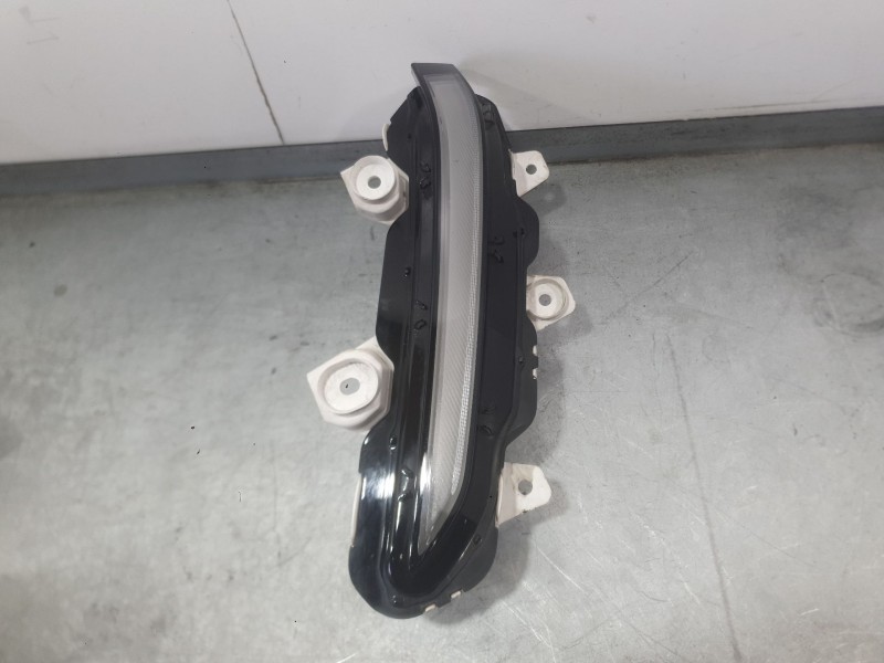 Recambio de piloto delantero izquierdo para peugeot 2008 ii (ud_, us_, uy_, uj_, ur_, uc_) 1.2 puretech 130 referencia OEM IAM  