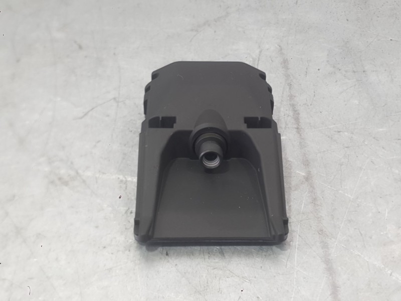 Recambio de camara para peugeot 2008 ii (ud_, us_, uy_, uj_, ur_, uc_) 1.2 puretech 130 referencia OEM IAM 1681924980  
