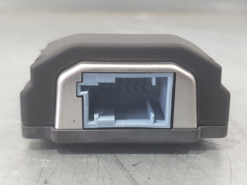 Recambio de camara para peugeot 2008 ii (ud_, us_, uy_, uj_, ur_, uc_) 1.2 puretech 130 referencia OEM IAM 1681924980  