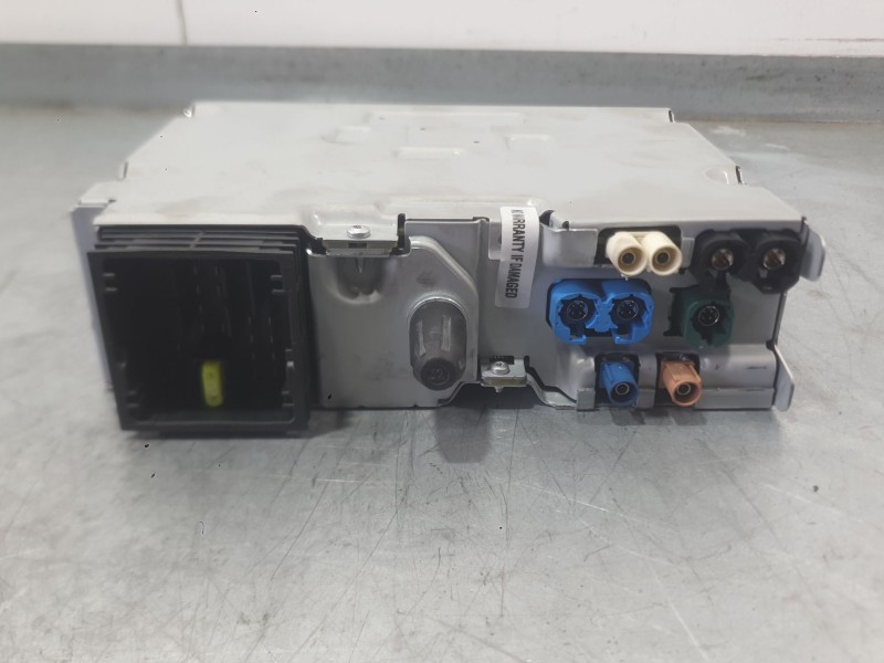 Recambio de sistema audio / radio para peugeot 2008 ii (ud_, us_, uy_, uj_, ur_, uc_) 1.2 puretech 130 referencia OEM IAM 169693