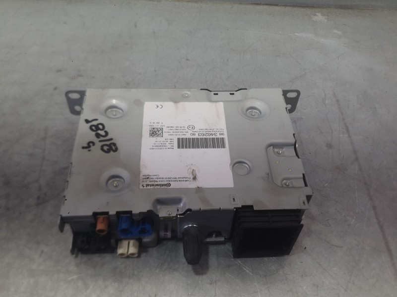 Recambio de sistema audio / radio para peugeot 2008 ii (ud_, us_, uy_, uj_, ur_, uc_) 1.2 puretech 130 referencia OEM IAM 169693