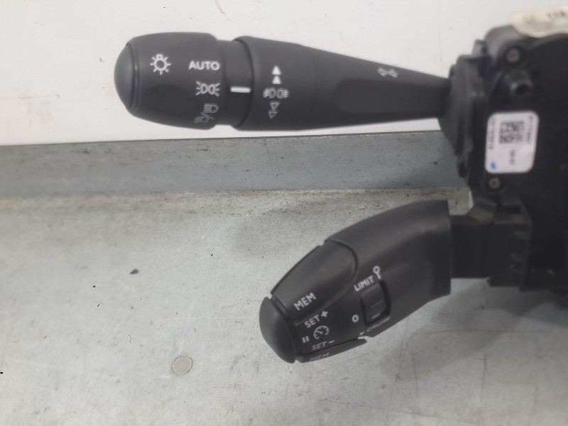 Recambio de mando luces y limpia para peugeot 2008 ii (ud_, us_, uy_, uj_, ur_, uc_) 1.2 puretech 130 referencia OEM IAM 9836924