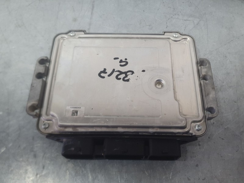 Recambio de centralita motor uce para ford focus ii turnier (da_, ffs, ds) 1.6 tdci referencia OEM IAM 5U7112A650AB  