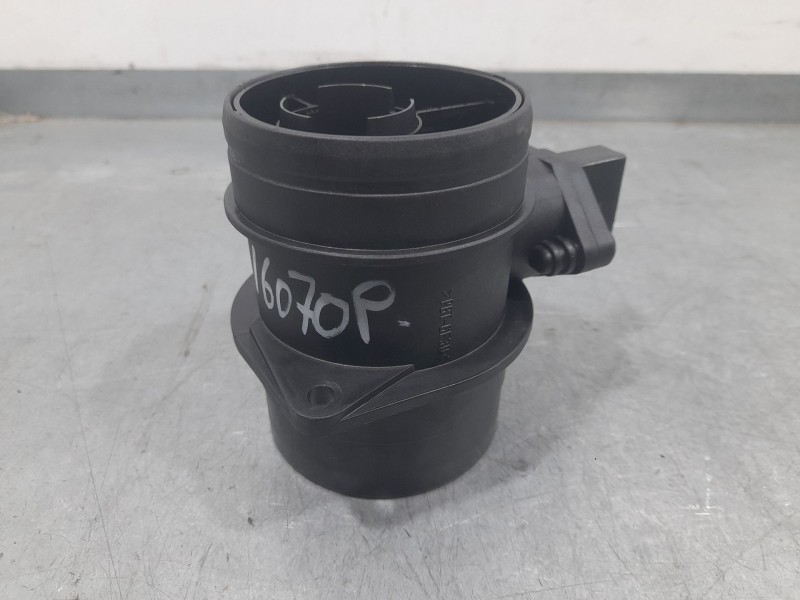 Recambio de caudalimetro para audi a6 berlina (4f2) 2.0 tdi referencia OEM IAM 074906461B 0281002461 BOSCH