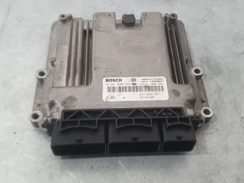Recambio de centralita motor uce para renault clio iv (bh_) 1.5 dci 75 referencia OEM IAM 237104128R  