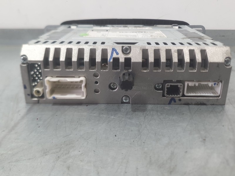 Recambio de sistema audio / radio para renault clio iv (bh_) 1.5 dci 75 referencia OEM IAM 281155830R  