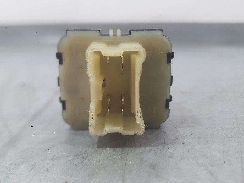Recambio de mando elevalunas delantero izquierdo para renault clio iv (bh_) 1.5 dci 75 referencia OEM IAM 254114238R  