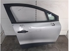 PUERTA DELANTERA DERECHA 801008302R TOCADA 