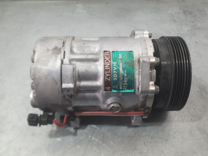 Recambio de compresor aire acondicionado para seat ibiza ii (6k1) 1.4 i referencia OEM IAM 1H0820803DX  
