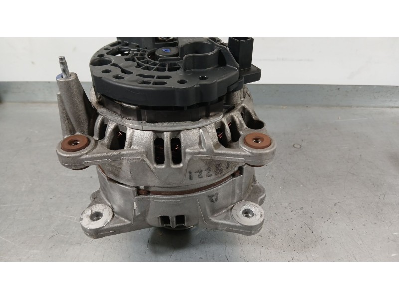 Recambio de alternador para seat ibiza iv (6j5, 6p1) 1.6 tdi referencia OEM IAM 06F903023FX 038903018PX 