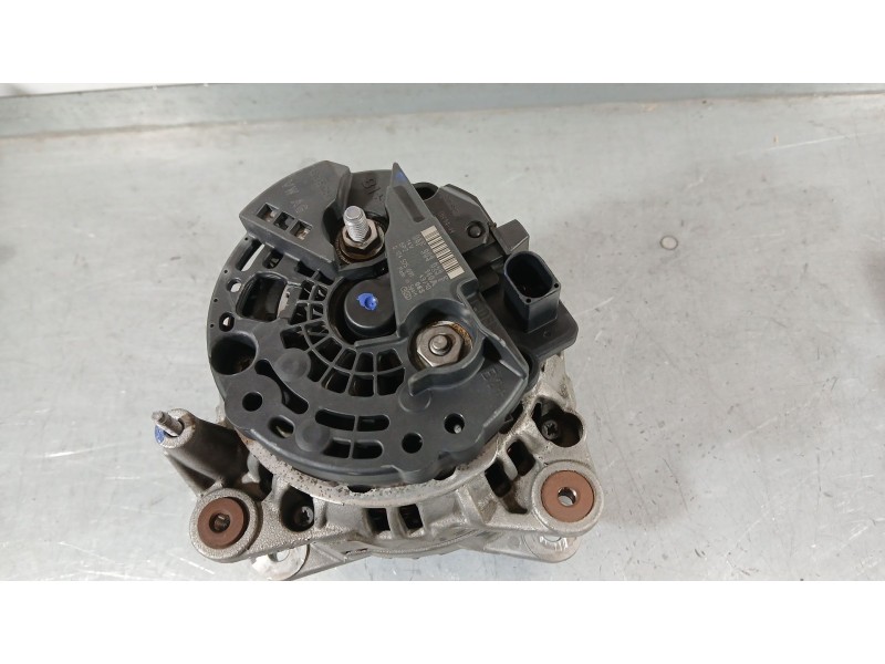 Recambio de alternador para seat ibiza iv (6j5, 6p1) 1.6 tdi referencia OEM IAM 06F903023FX 038903018PX 