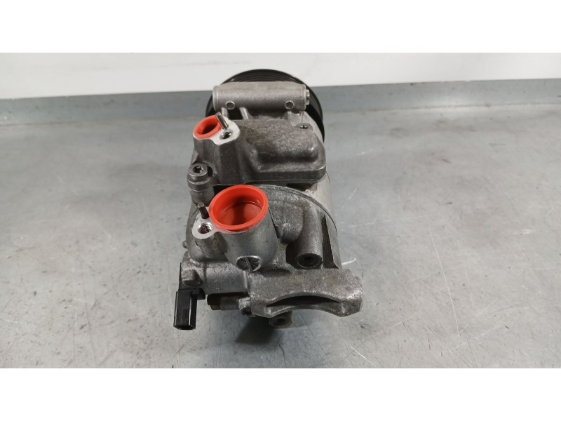 Recambio de compresor aire acondicionado para seat ibiza iv (6j5, 6p1) 1.6 tdi referencia OEM IAM 1K0820808F  