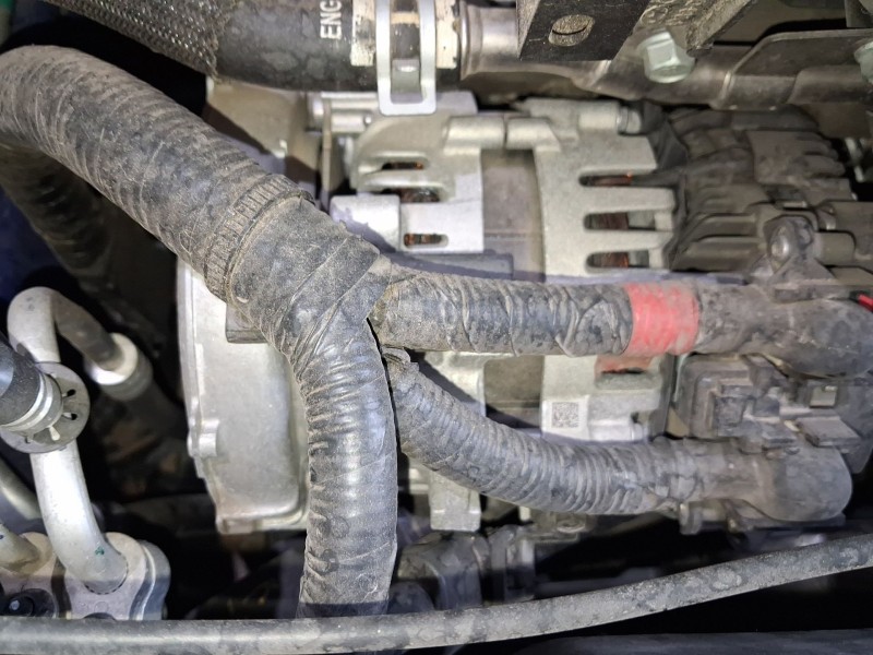 Recambio de alternador para hyundai bayon (bc3) 1.0 t-gdi referencia OEM IAM 3730007250  
