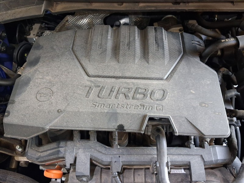 Recambio de tapa motor para hyundai bayon (bc3) 1.0 t-gdi referencia OEM IAM 2924007610  