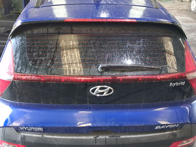 Recambio de porton trasero para hyundai bayon (bc3) 1.0 t-gdi referencia OEM IAM 72800Q0410  