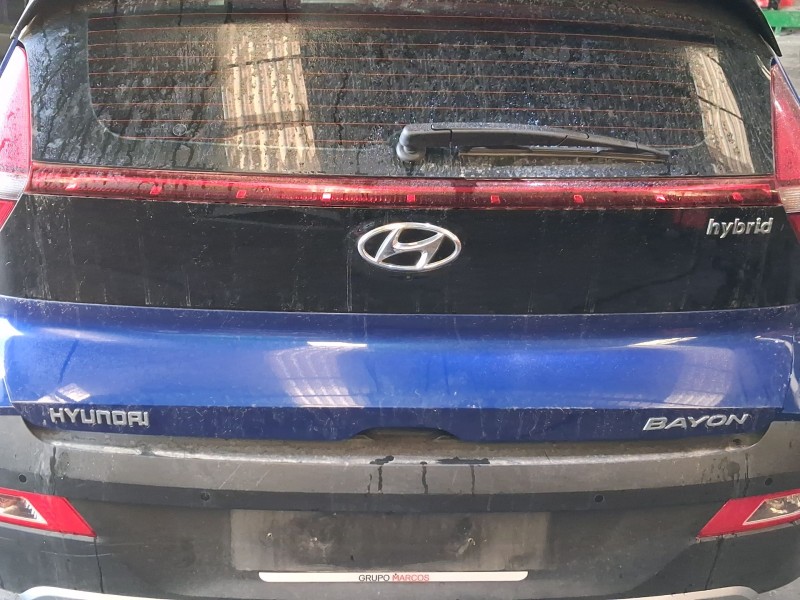 Recambio de piloto trasero central para hyundai bayon (bc3) 1.0 t-gdi referencia OEM IAM   