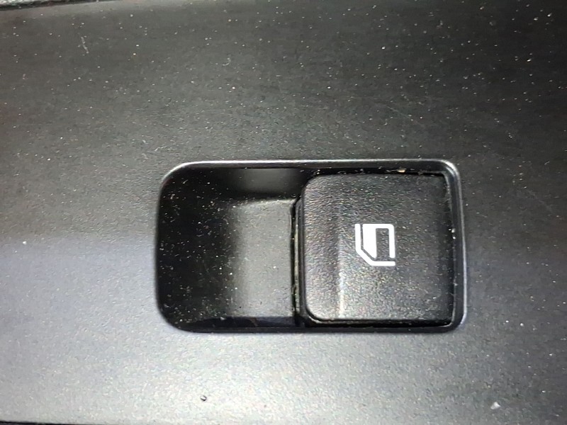 Recambio de mando elevalunas delantero derecho para hyundai bayon (bc3) 1.0 t-gdi referencia OEM IAM 93581Q00004X  