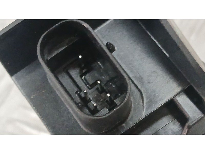 Recambio de cerradura puerta delantera derecha para tesla model 3 (5yj3) ev referencia OEM IAM 173894501D  