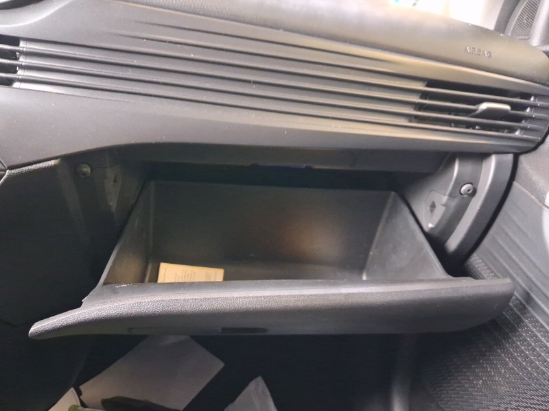 Recambio de guantera para hyundai bayon (bc3) 1.0 t-gdi referencia OEM IAM   