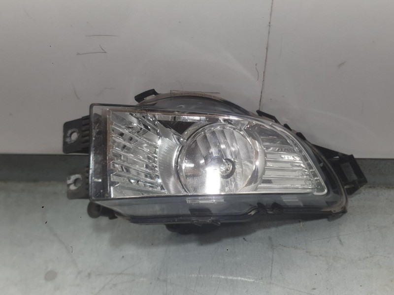 Recambio de faro antiniebla izquierdo para opel insignia a (g09) 2.0 cdti (68) referencia OEM IAM 13226828  